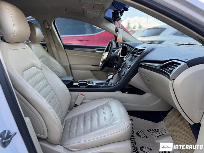 Ford Fusion 51 interauto-car