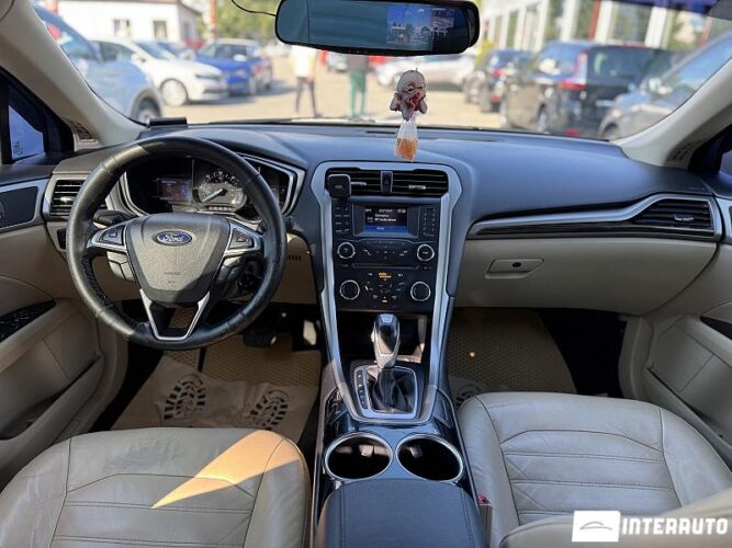 Ford Fusion 48 interauto-car