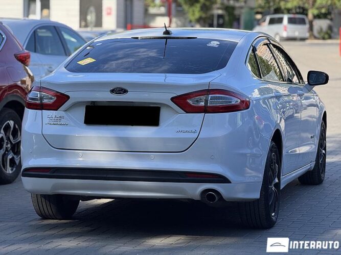 Ford Fusion 35 interauto-car