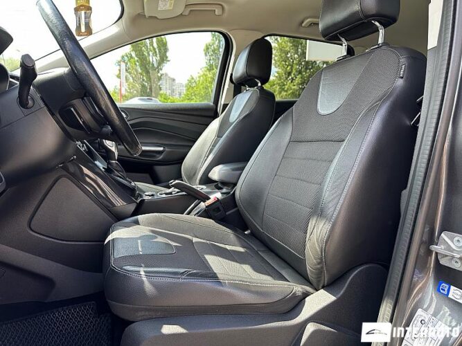 Ford Kuga 34 interauto-car