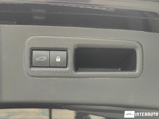 Lexus NX 300H 47 interauto-car