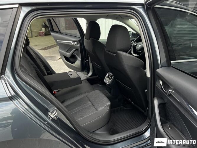 Skoda Octavia 48 interauto-car