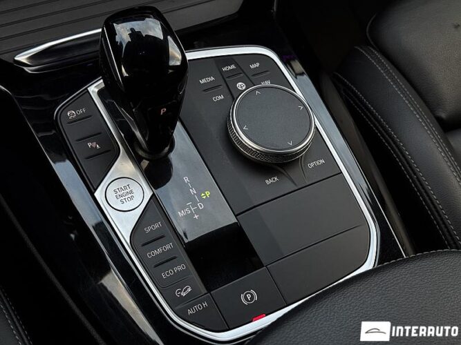 BMW X3 2.0D 46 interauto-car