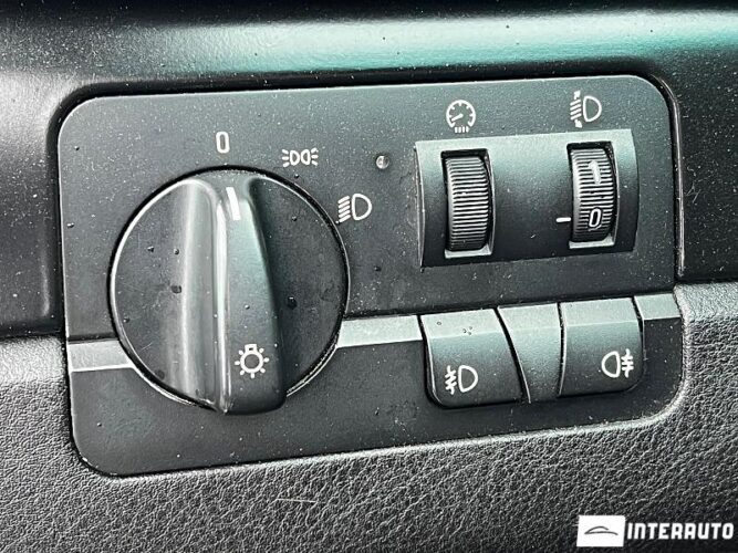 BMW 323 31 interauto-car