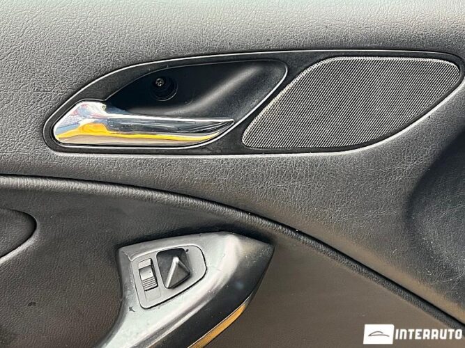 BMW 323 30 interauto-car