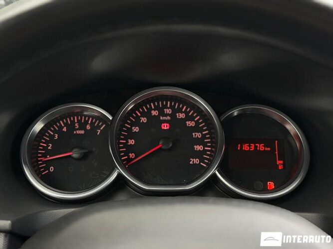 Dacia Sandero Stepway 36 interauto-car