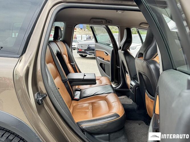Volvo XC 70 46 interauto-car
