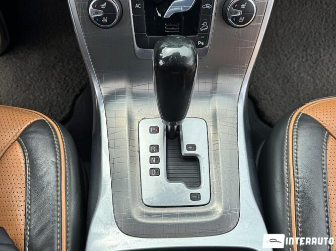 Volvo XC 70 44 interauto-car