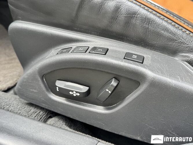 Volvo XC 70 51 interauto-car