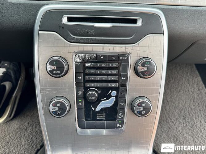 Volvo XC 70 43 interauto-car