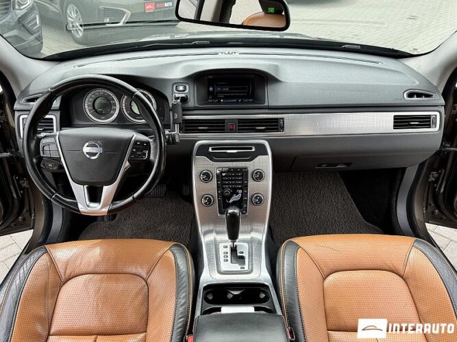 Volvo XC 70 38 interauto-car