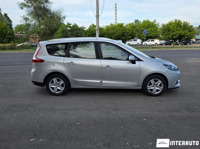 Renault Grand Scenic 30 interauto-car