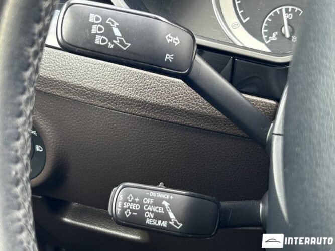 Skoda Superb 43 interauto-car