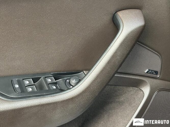 Skoda Superb 40 interauto-car