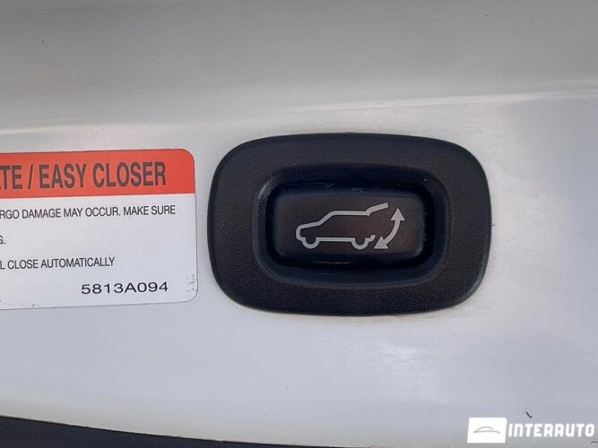 Mitsubishi Outlander 39 interauto-car