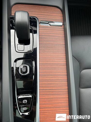 Volvo XC 60 43 interauto-car