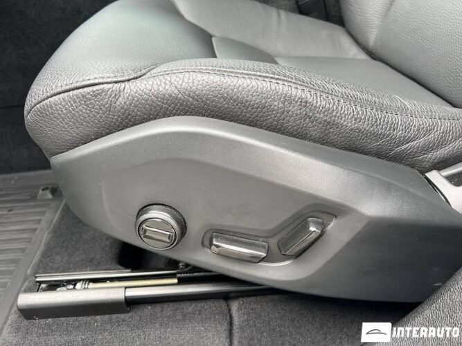 Volvo XC 60 44 interauto-car