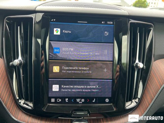 Volvo XC 60 41 interauto-car