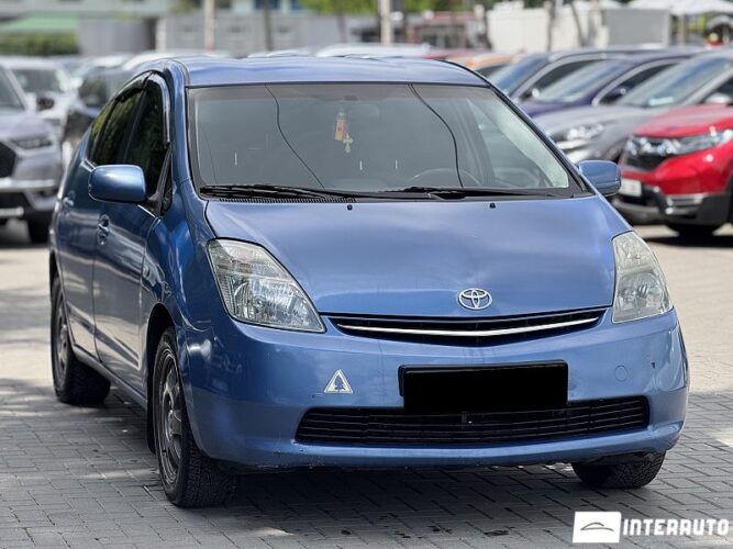 Toyota Prius 31 interauto-car