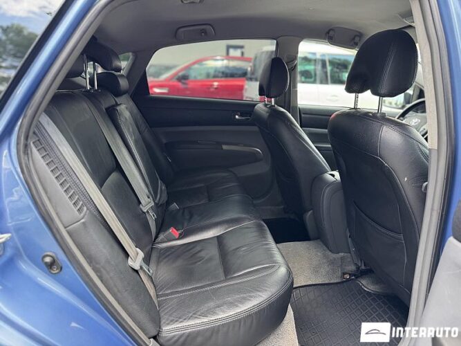 Toyota Prius 45 interauto-car