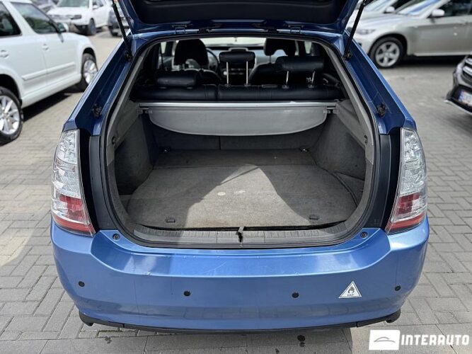 Toyota Prius 33 interauto-car