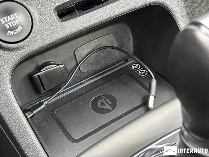 Renault Captur 50 interauto-car