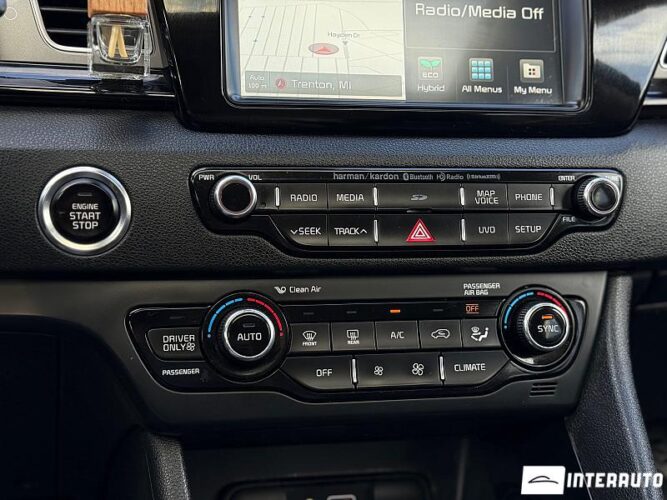 Kia Niro 44 interauto-car