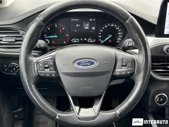 Ford Focus 39 interauto-car