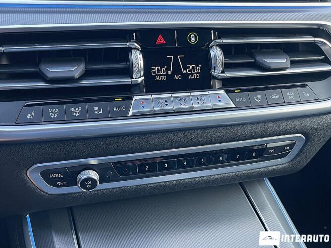 BMW X5 4.5e 47 interauto-car