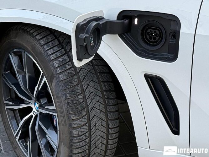 BMW X5 4.5e 54 interauto-car