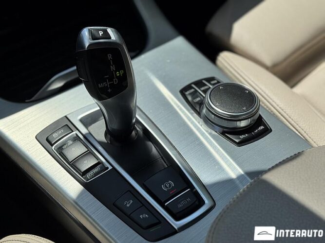 BMW X4 2.0D 44 interauto-car