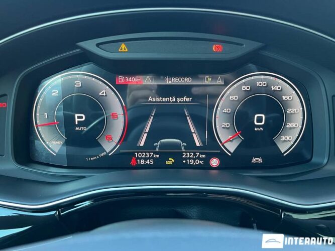 Audi Q7 40 interauto-car