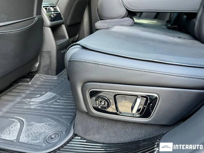 LiXiang L7 60 interauto-car