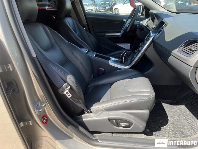 Volvo V 60 48 interauto-car