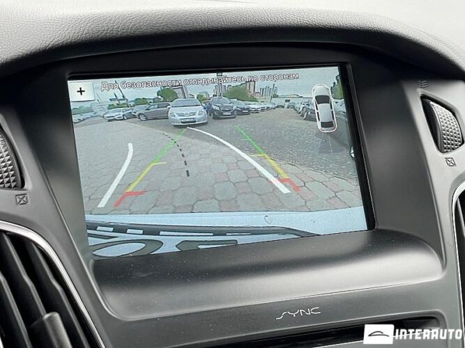 Ford Focus 35 interauto-car