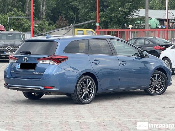 Toyota Auris 33 interauto-car