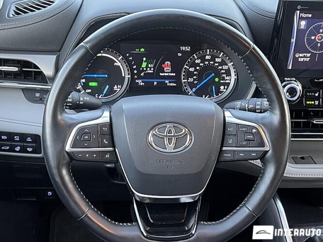 Toyota Highlander 46 interauto-car