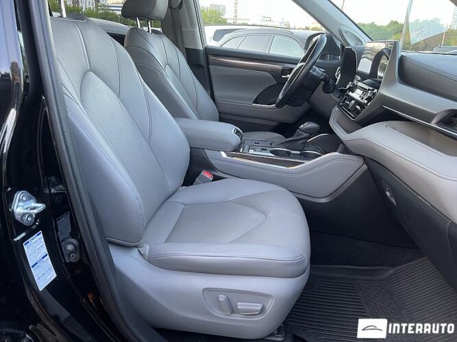Toyota Highlander 53 interauto-car