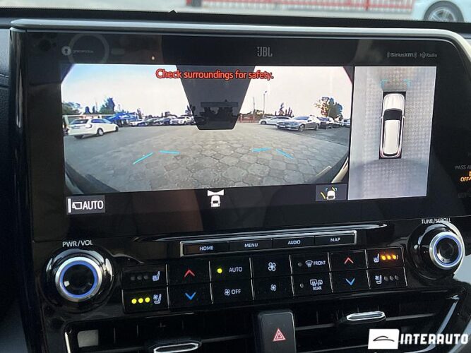 Toyota Highlander 48 interauto-car