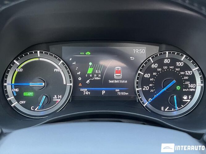 Toyota Highlander 47 interauto-car