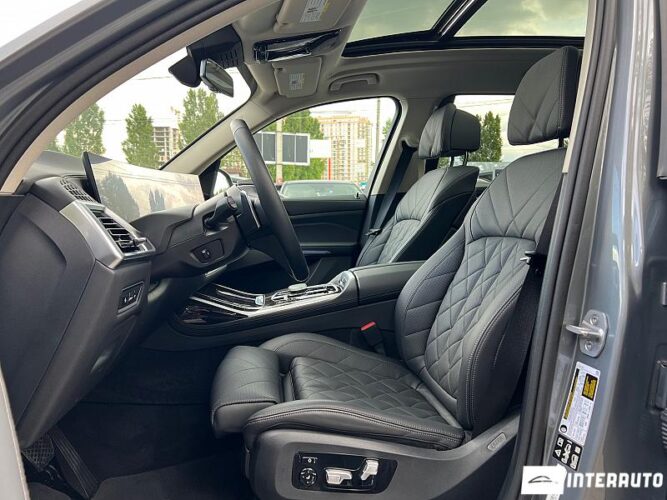 BMW X7 4.0i 43 interauto-car