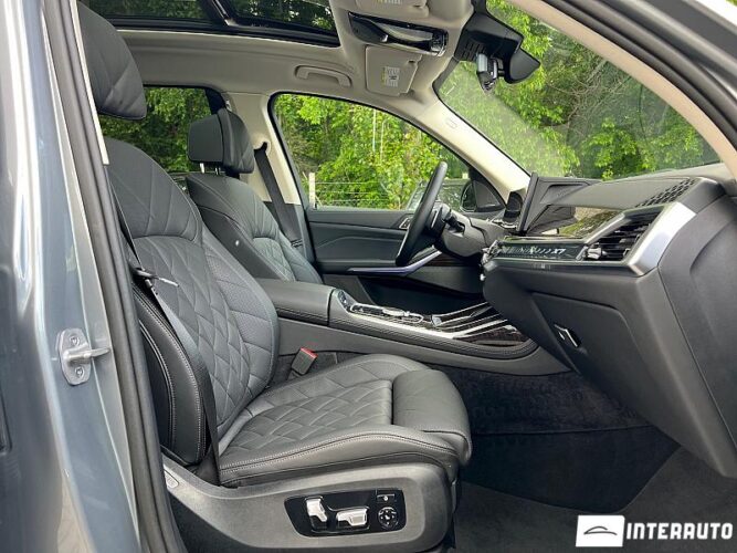 BMW X7 4.0i 52 interauto-car