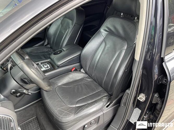 Audi Q7 45 interauto-car