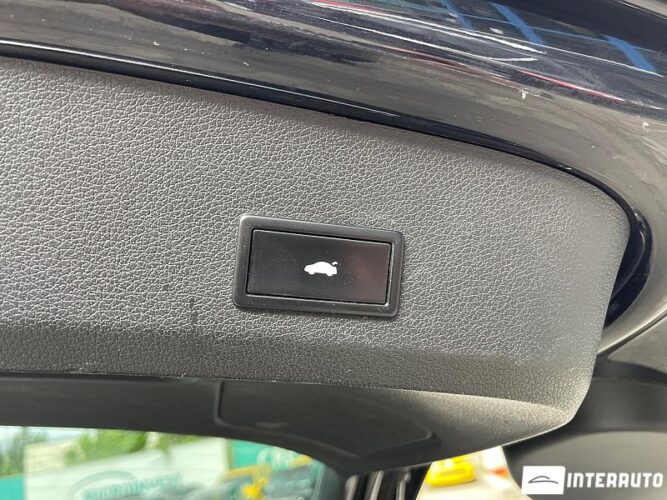 Audi Q7 37 interauto-car