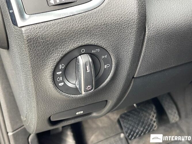 Audi Q7 47 interauto-car