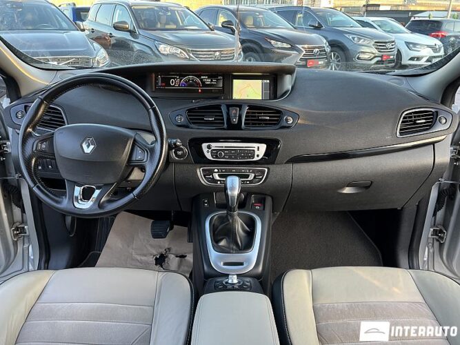 Renault Grand Scenic 38 interauto-car