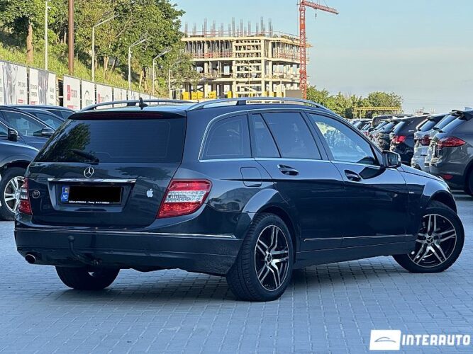 Mercedes C 250 32 interauto-car