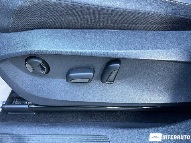 Volkswagen Tiguan 50 interauto-car