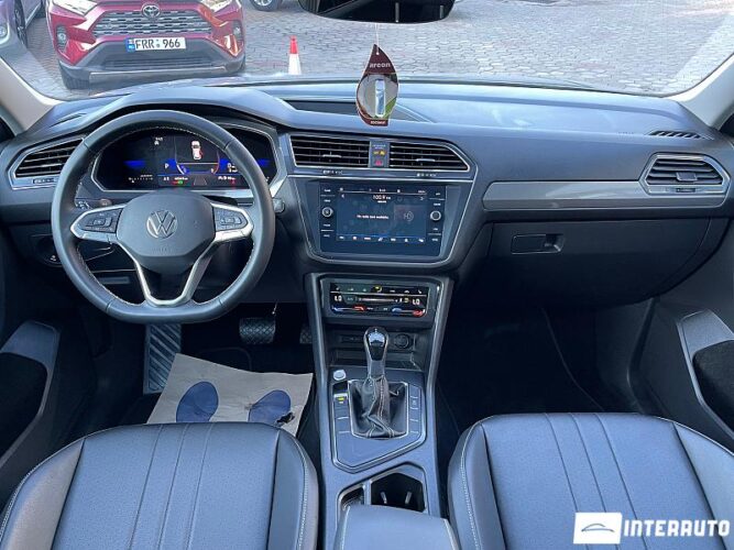 Volkswagen Tiguan 41 interauto-car