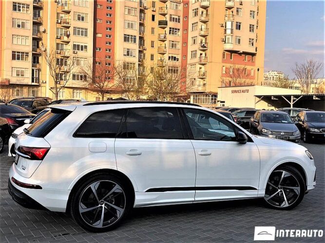 Audi Q7 35 interauto-car